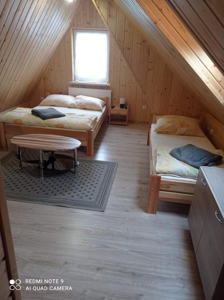 Nad Grapa Bed & Breakfast Gliczarow Ngoại thất bức ảnh
